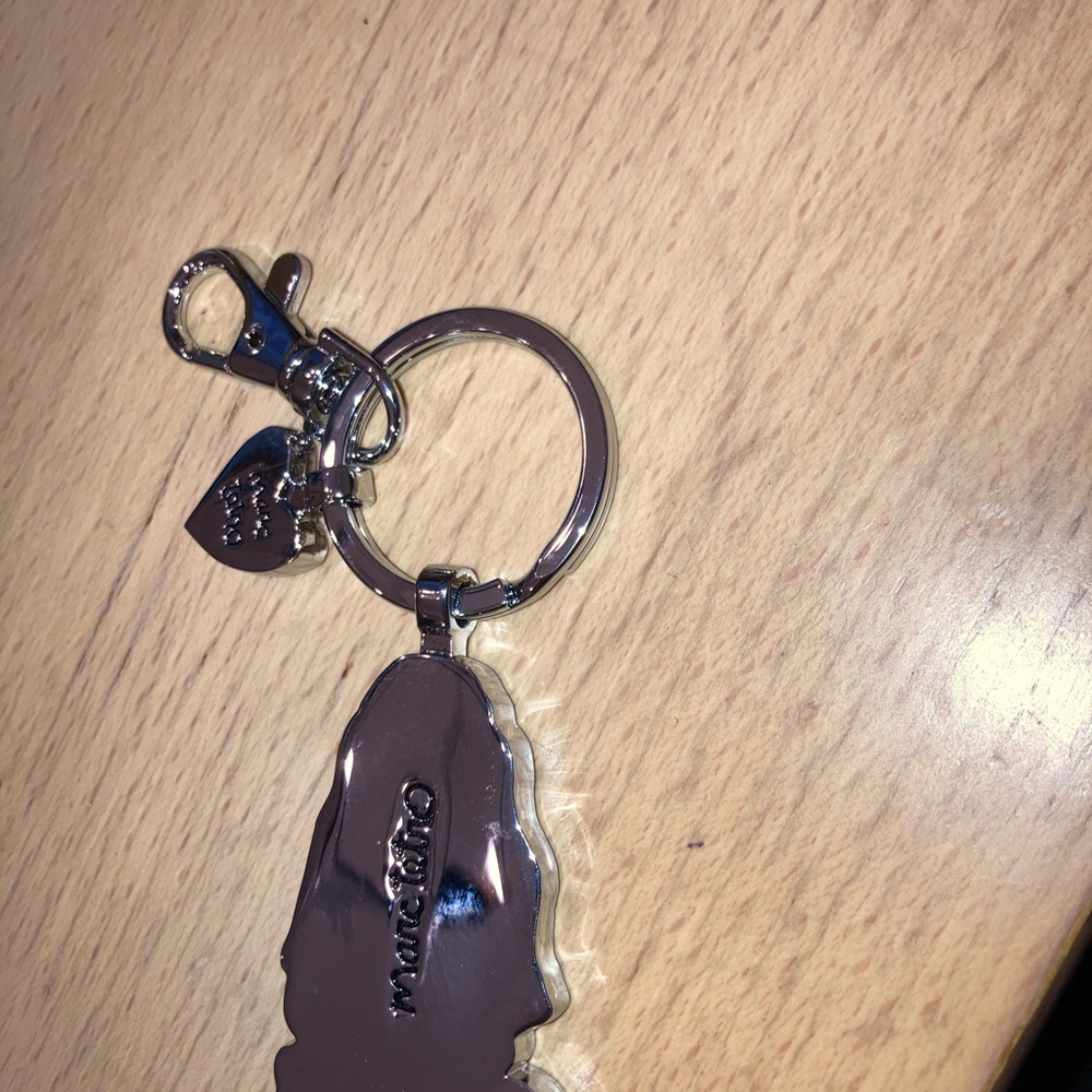 Marc Tetro Basset Hound Dog  Keychain Bag Charm with Red Heart Charm - NWOT - Picture 6 of 6